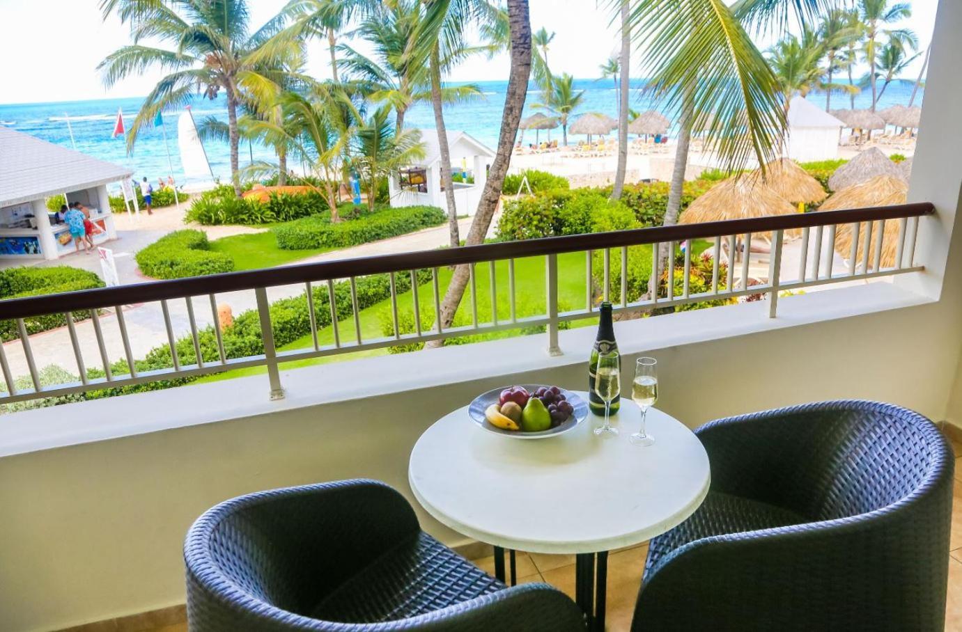 Suite Club Élégance avec Jacuzzi Extérieur et Connexion Wi-Fi Gratuite - Réservée aux Adultes - Vue sur Océan